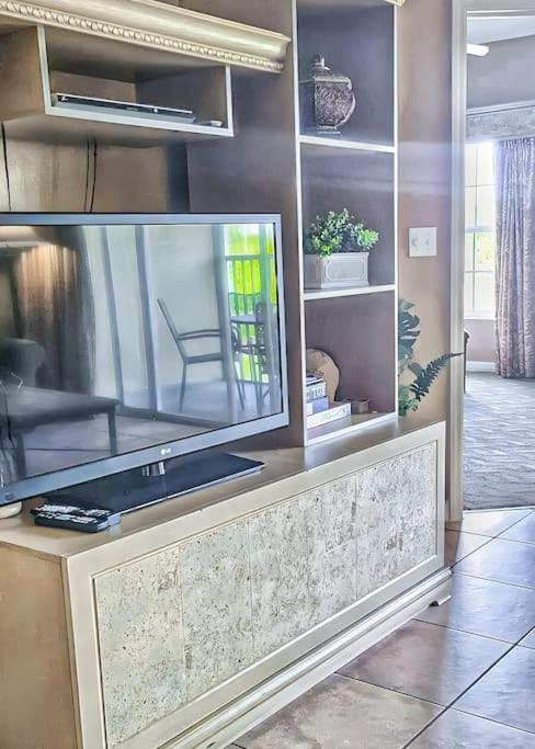 Entire Rental 3-Br Minutes From Disney X8 Hot Tub Apartment 2204 Орландо Экстерьер фото
